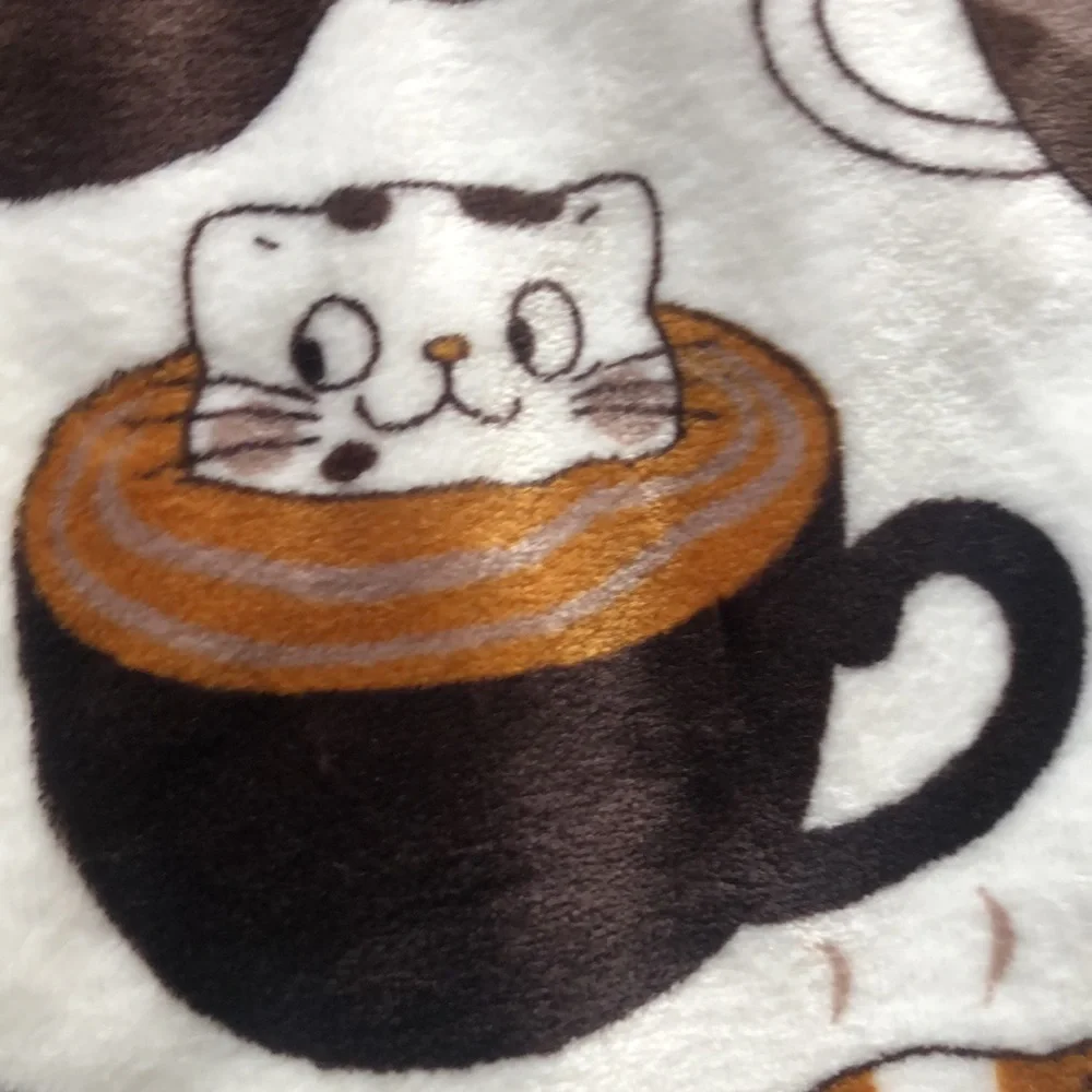 CATS in Coffee Cups Plush Throw Blanket